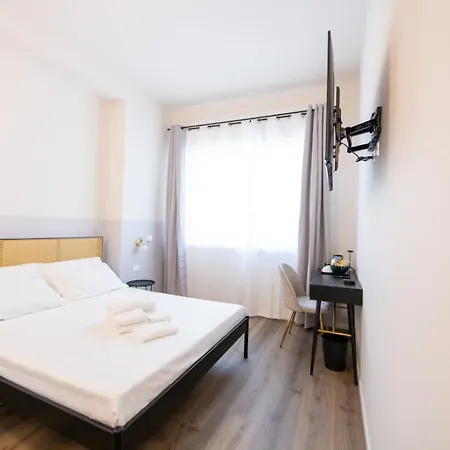 Montebello Living ゲストハウス アンコーナ